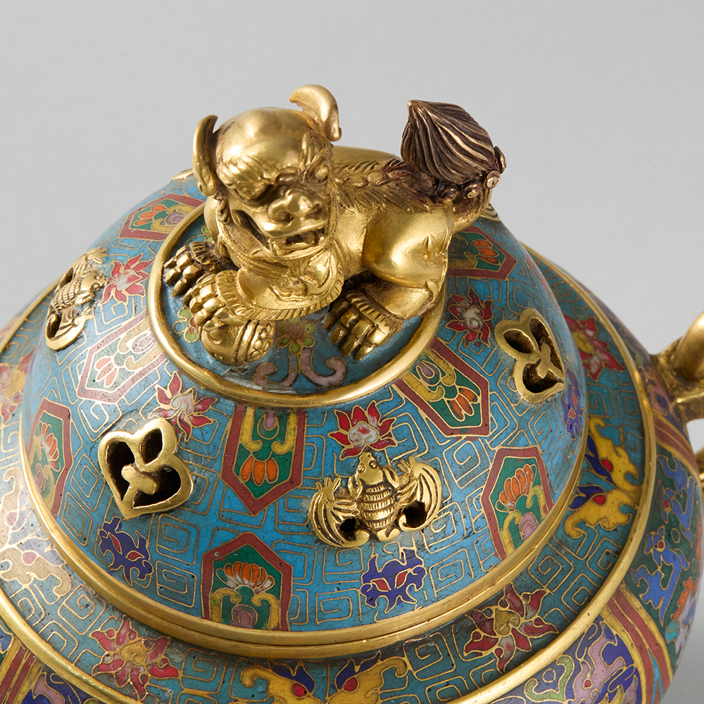 Lot3006 An Exquisite Gilt Bronze Cloisonne Beast-Face Pattern Double-Ears and Tripod Censer  Qing Dynasty, Qianlong Four-character Mark & Period(1735-1796)