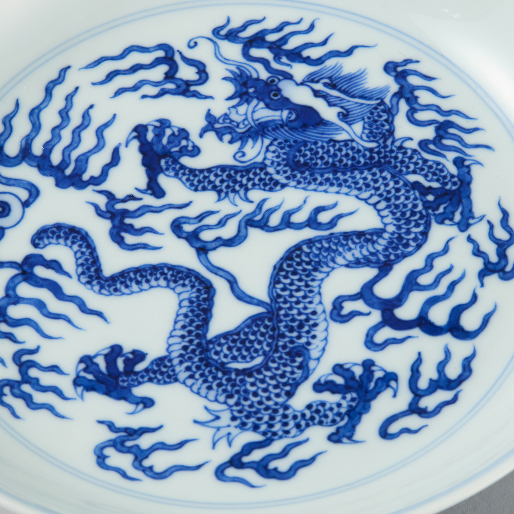 Lot1043 An Rare Blue and White Dragon Pattern A pair of Plate Qing Dynasty,Guangxu Mark & Period(1875-1908)