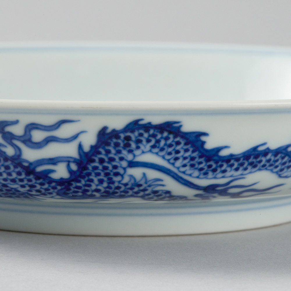 Lot1043 An Rare Blue and White Dragon Pattern A pair of Plate Qing Dynasty,Guangxu Mark & Period(1875-1908)