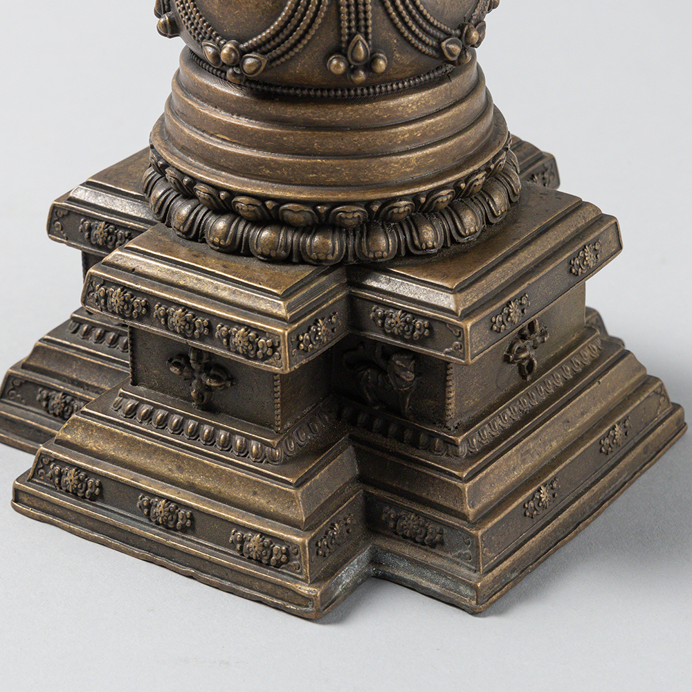 Lot3009 A Rare Coppery Pagoda Ming Dynasty(명나라 1368-1644)