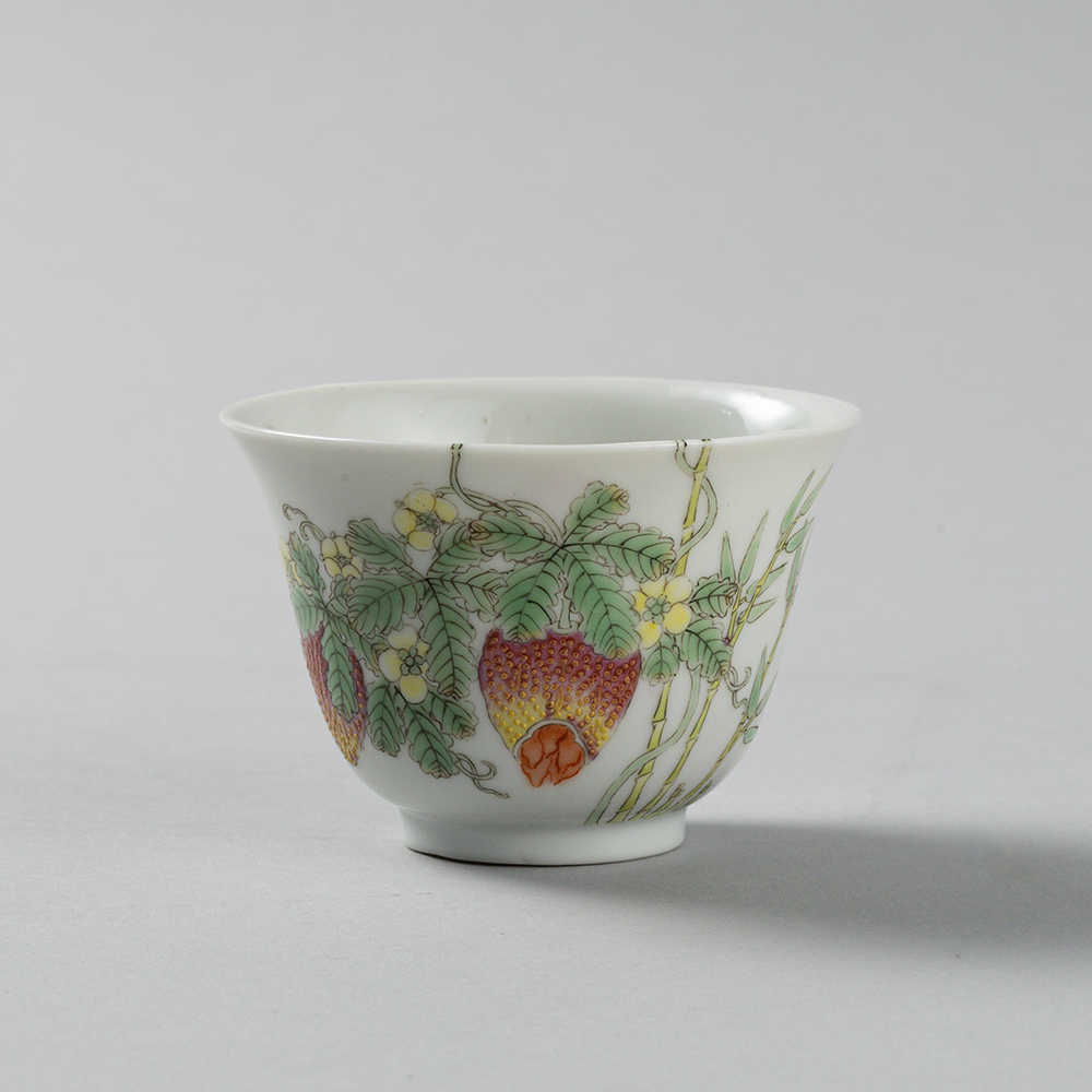 Lot1055 A FAMILLE ROSE ‘BALSAM PEAR’ BOWL, HONGXIAN MARK,Republic period(1915-1916)