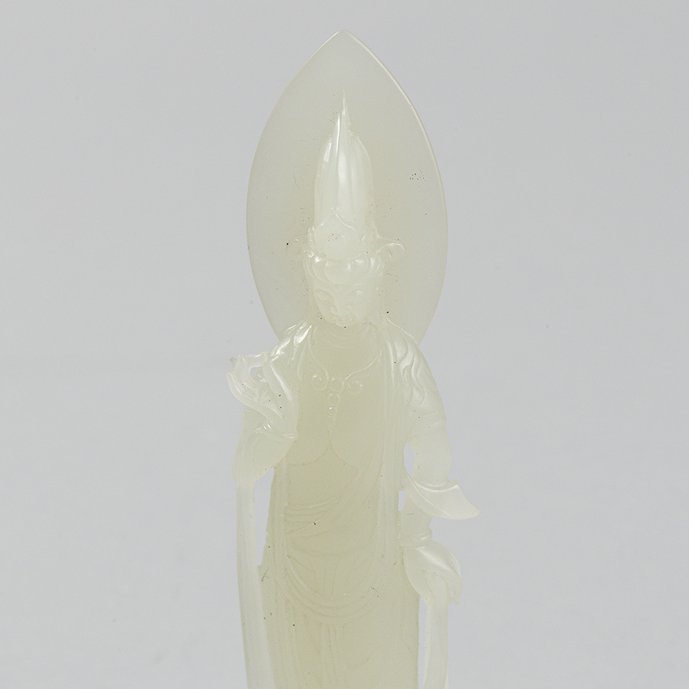 Lot2019 A Superb White Jade Figure Of Guanyin Qing Dynasty(1616-1912)