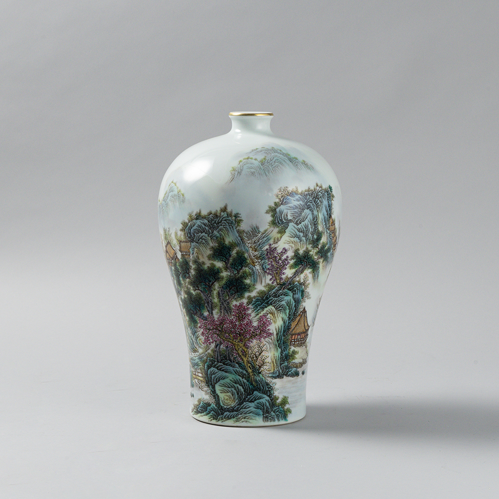 Lot1061 A Rare Famille-Rose Painted Gold Landscape Pattern Vase,With Silk Vertical Scroll Ink Painting Qing dynasty YongZheng Mark & Period(1723-1735)