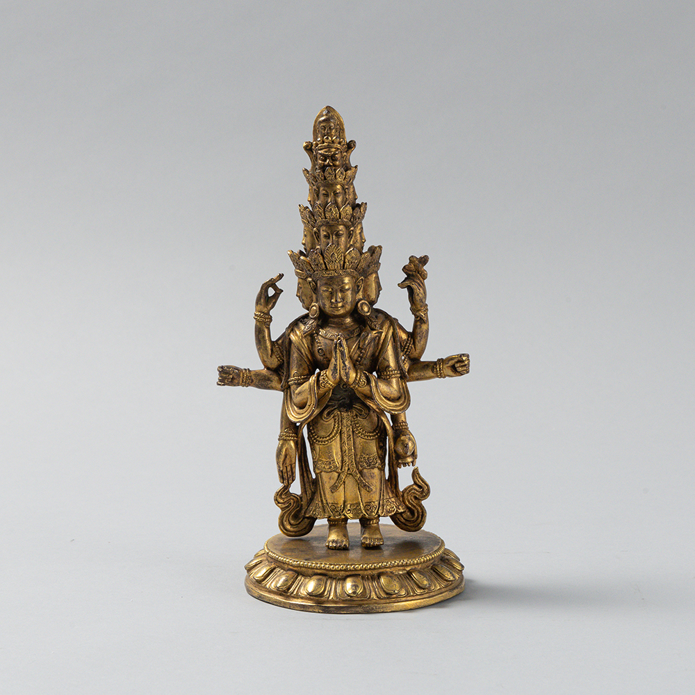 Lot3012 A Rare Gilt Bronze Statue of Avalokitesvara Ming Dynasty(1368-1644)