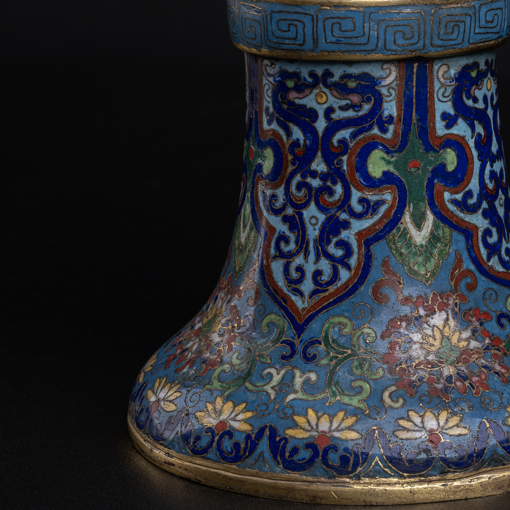 Lot3018 An Exquisite Gilt Bronze Cloisonne Lotus Pattern Vase Qianlong Four-character Mark & Period(1735-1796)