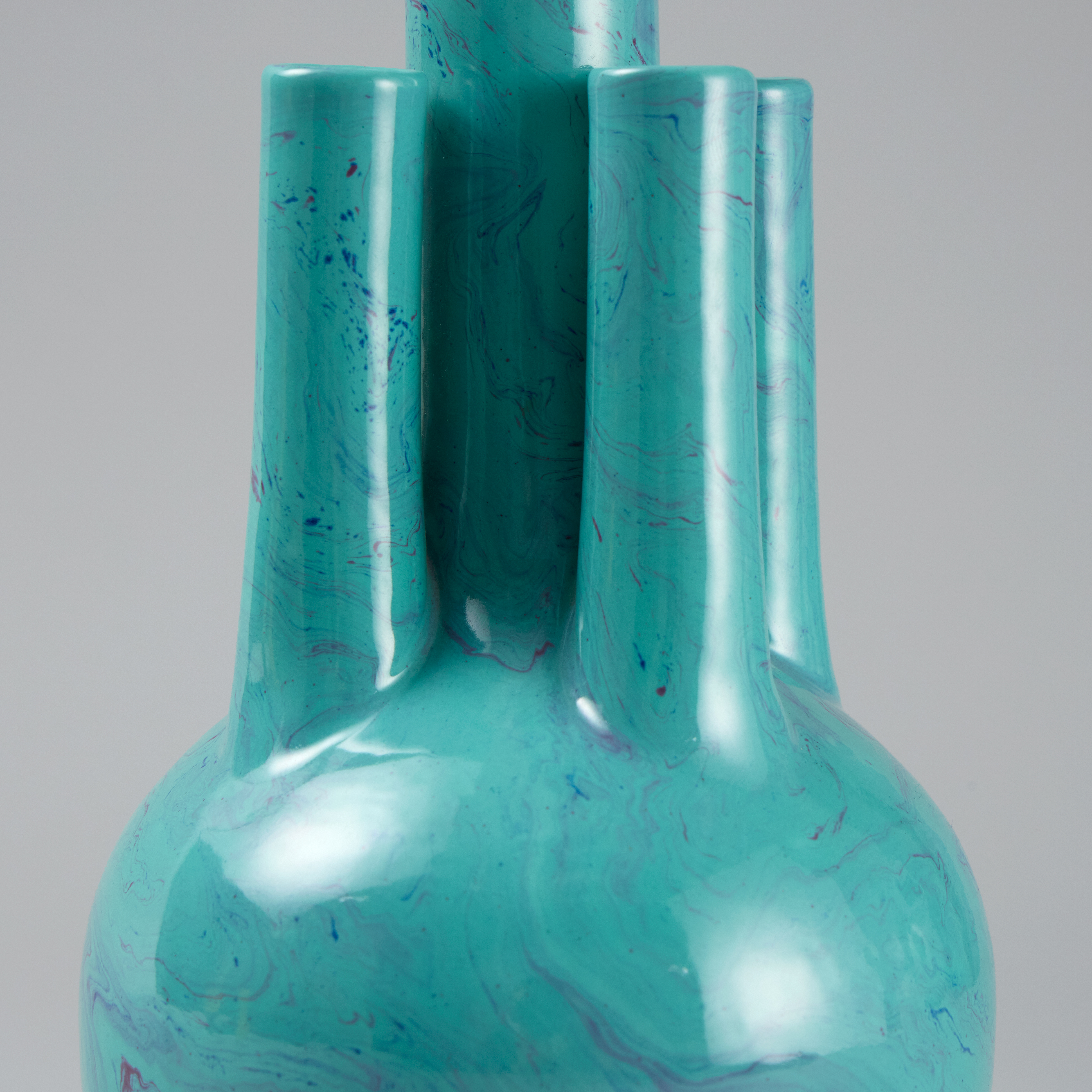 Lot1088 A BLUE GLAZED FIVE-SPOUT PORCELAIN BOTTLE (20th Century)